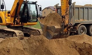 Выкопать яму экскаватором в Стерлитамаке от 952 руб. - 2Землекопа-Стм